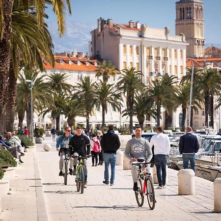 Floor Luxury Apartamento Split